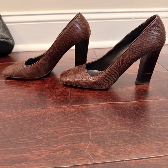 Prada vintage heels - Picture 2 of 4